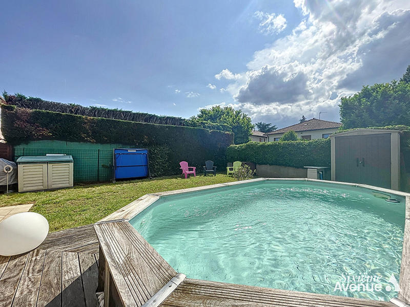 Maison - 111 m² - 6 pièces