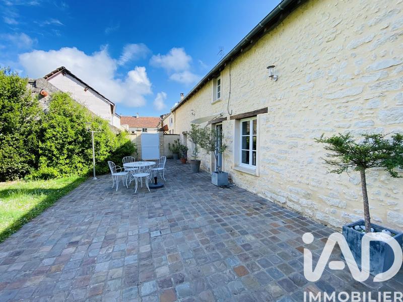 Maison - 158 m² - 6 pièces