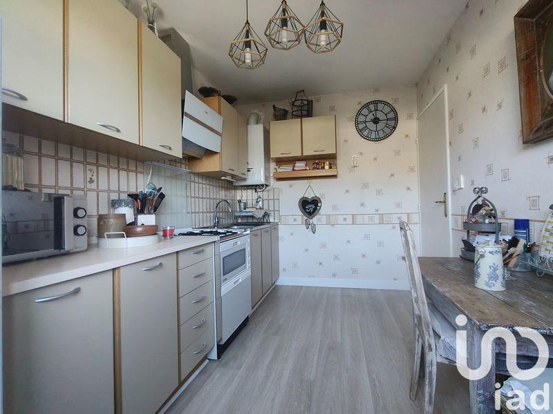 Maison - 98 m² - 5 pièces