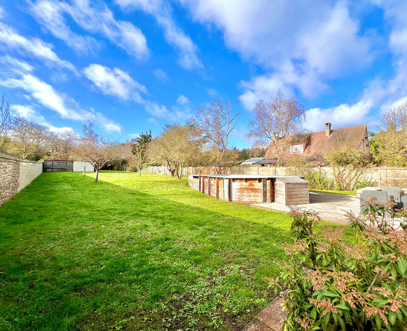 Maison - 147 m² - 7 pièces