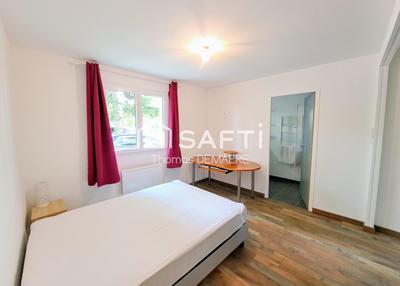 Maison - 95 m² - 3 pièces