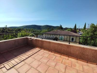 Maison - 125 m² - 6 pièces