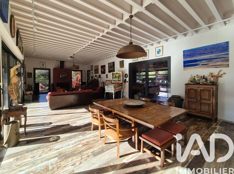 Maison de maîtres - 205 m² - 7 pièces