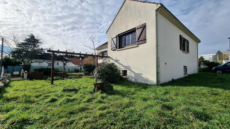 Maison - 135 m² - 5 pièces
