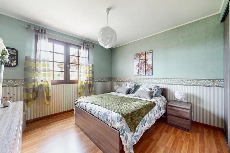 Maison - 119 m² - 7 pièces