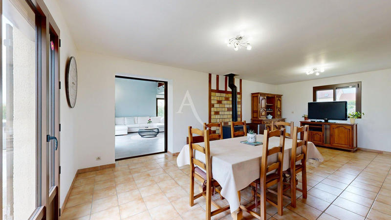 Maison - 142 m² - 6 pièces