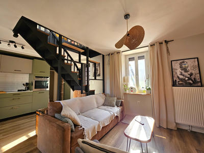 Maison - 90 m² - 4 pièces