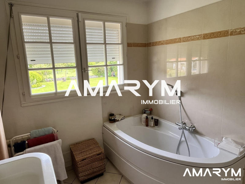 Maison - 143 m² - 5 pièces