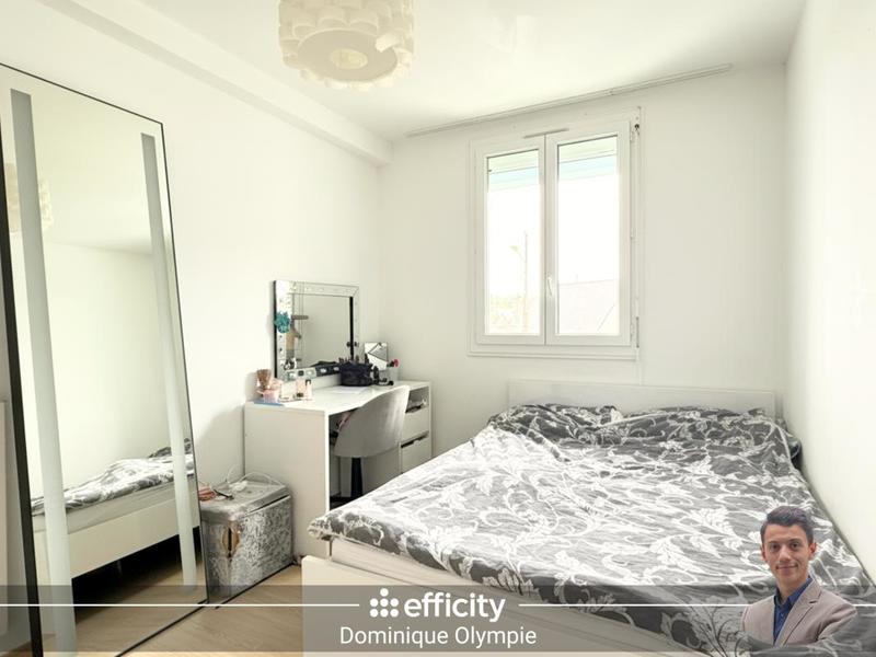 Appartement - 80 m² - 5 pièces