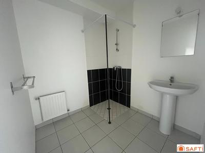 Maison - 93 m² - 5 pièces