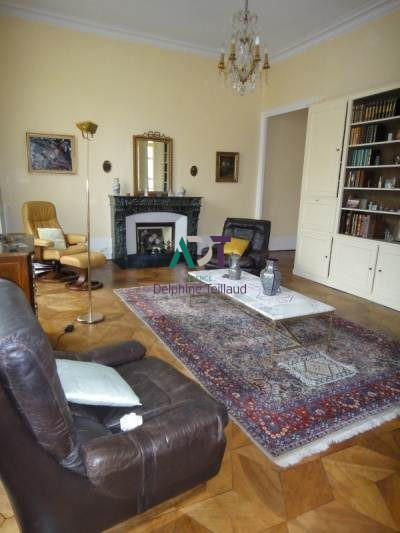 Appartement - 174 m² - 5 pièces