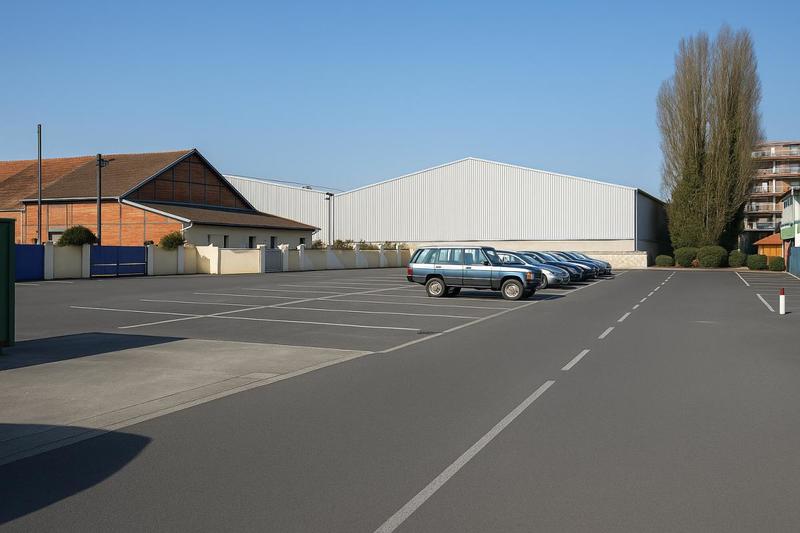 Entrepôt - 2 115 m²