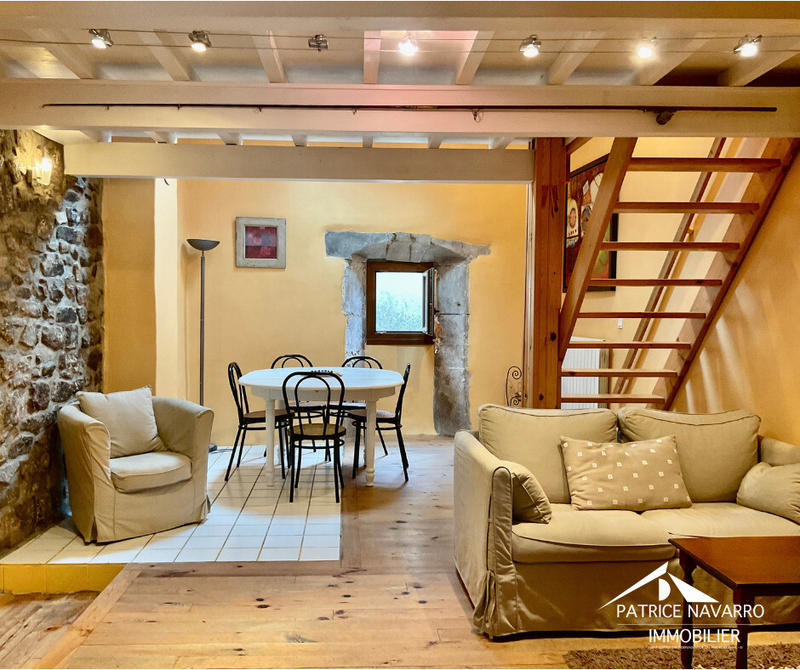 Maison de village - 87 m² - 4 pièces