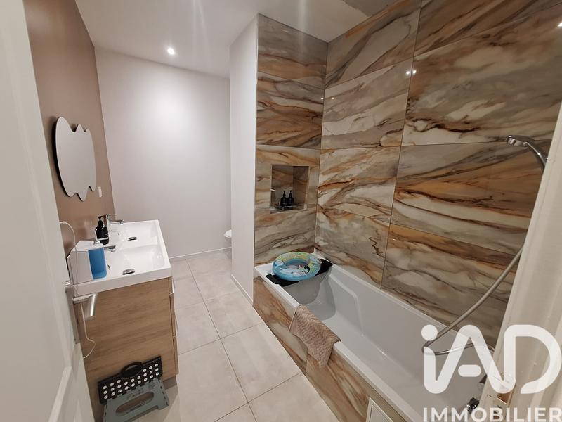 Maison - 120 m² - 4 pièces