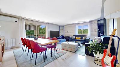 Appartement - 112 m² - 4 pièces