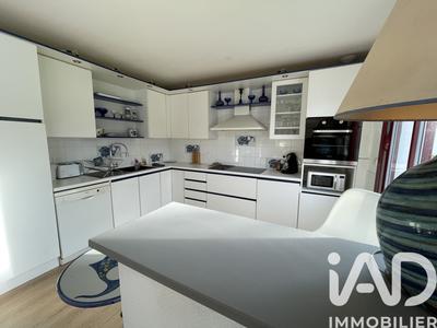 Maison - 104 m² - 5 pièces