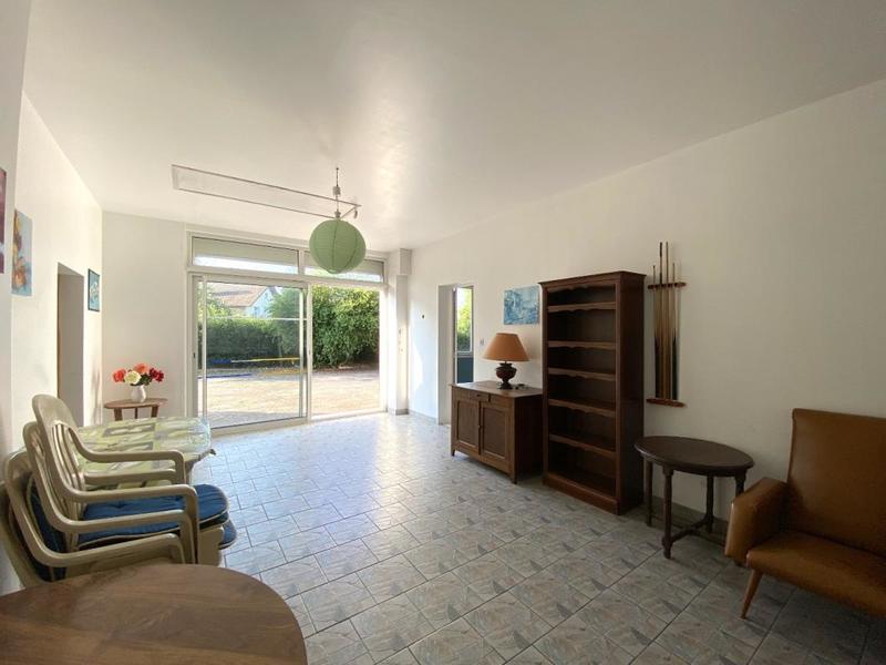 Maison - 310 m² - 10 pièces