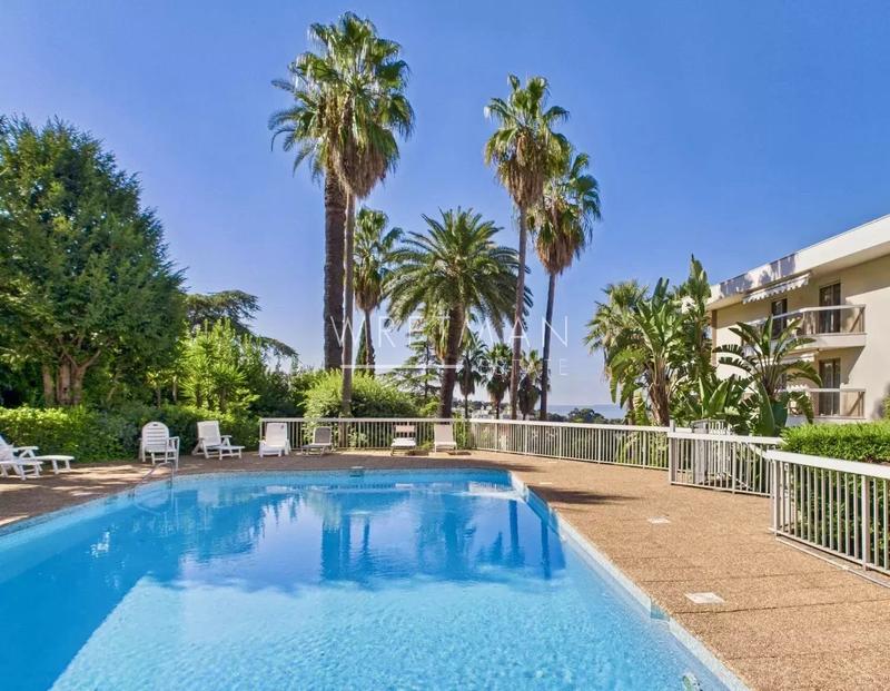 Appartement - 97 m² - 4 pièces