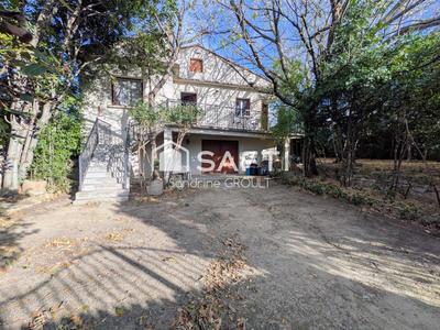 Maison de ville - 125 m² - 6 pièces