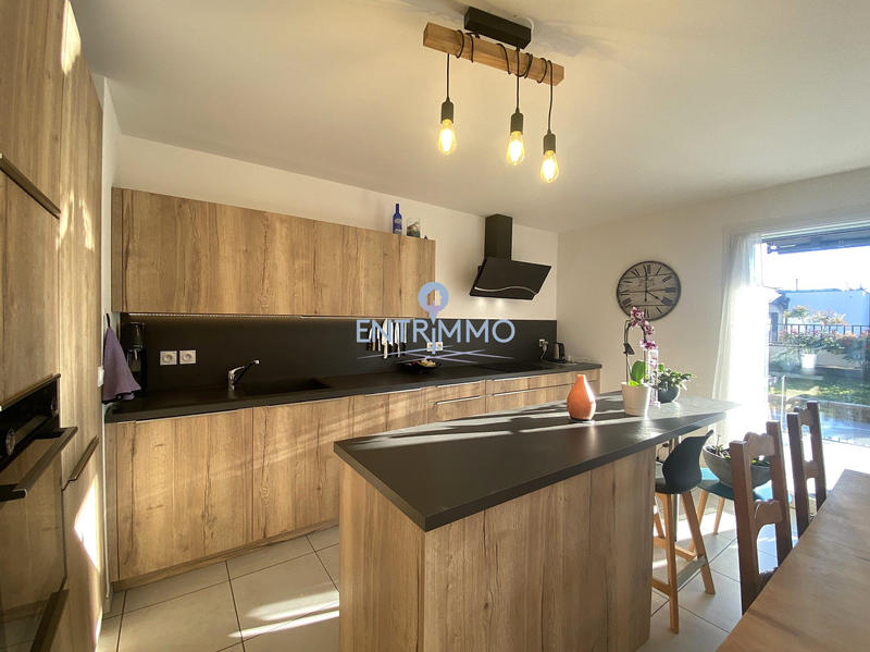 Appartement - 84 m² - 4 pièces