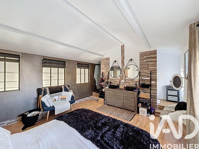 Maison - 171 m² - 7 pièces