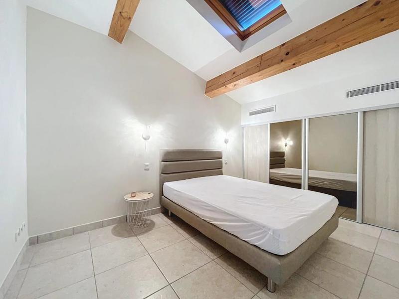 Villa - 407 m² - 13 pièces