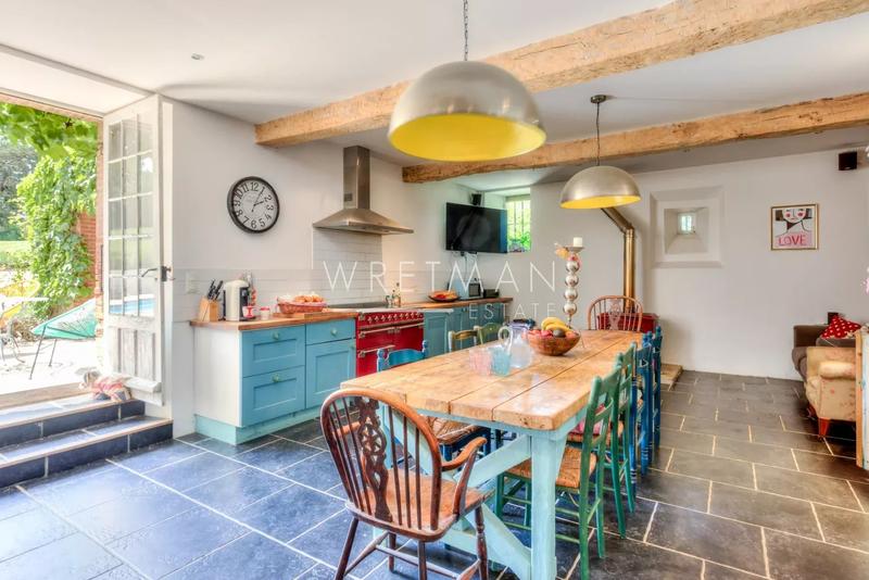 Château - 542 m² - 20 pièces