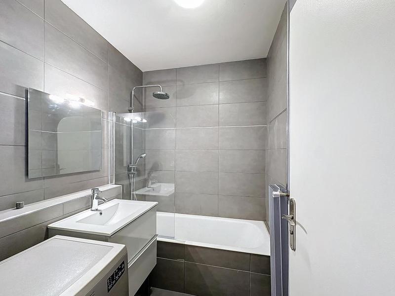 Appartement - 65 m² - 2 pièces