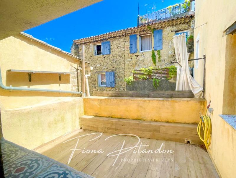 Maison de village - 132 m² - 9 pièces