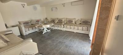 Villa - 200 m² - 8 pièces