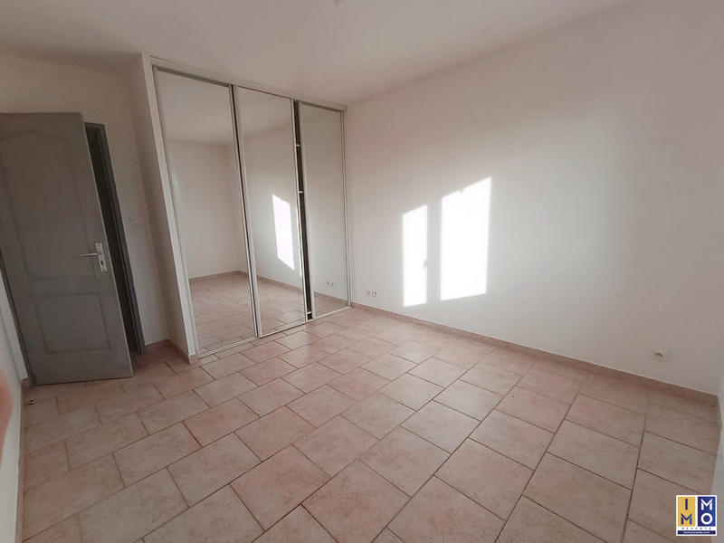 Maison - 94 m² - 5 pièces