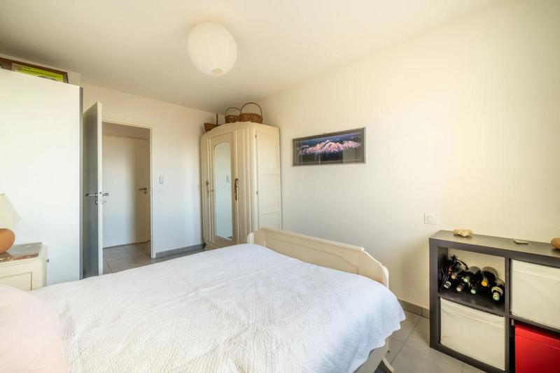 Appartement - 94 m² - 4 pièces