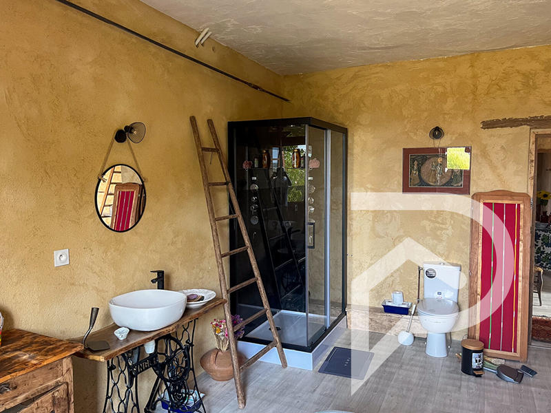 Maison - 228 m² - 7 pièces