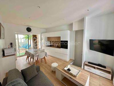 Maison de ville - 85 m² - 4 pièces