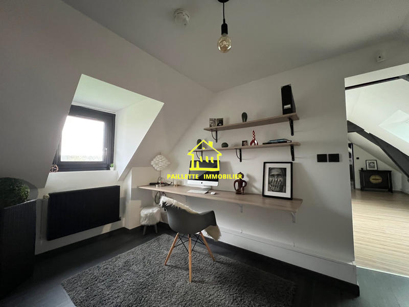 Maison - 275 m² - 7 pièces