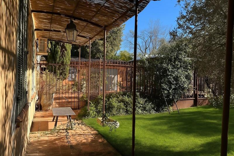 Villa - 292 m² - 8 pièces