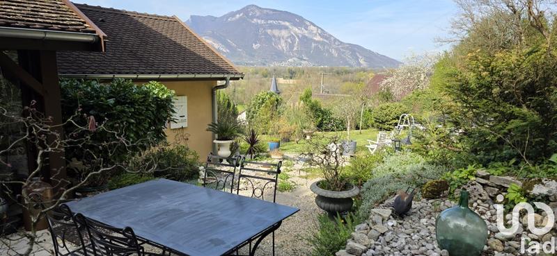 Maison de village - 84 m² - 5 pièces