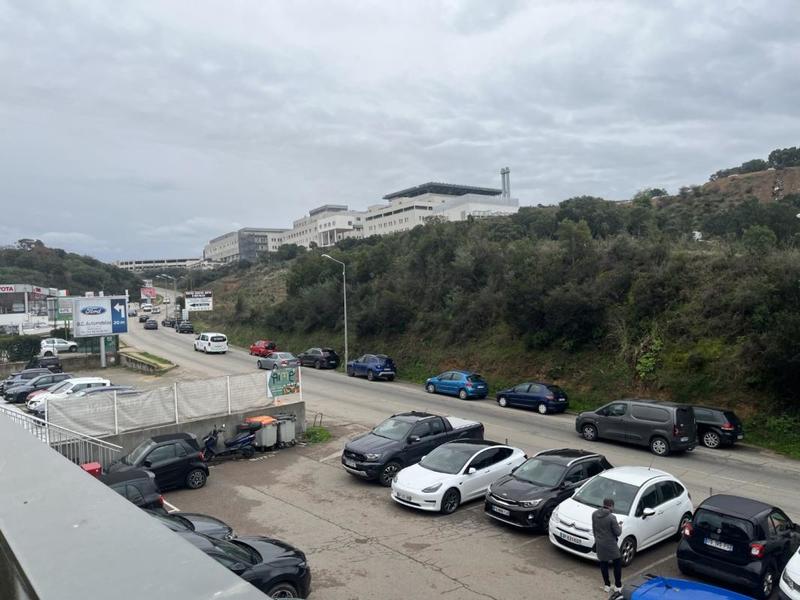 Local commercial - 47 m² - 2 pièces