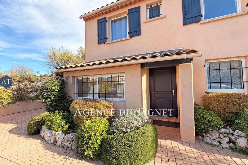 Maison - 105 m² - 6 pièces