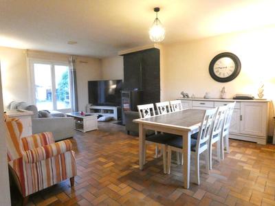 Maison - 187 m² - 7 pièces