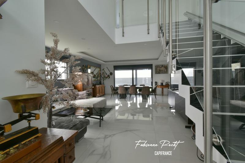 Maison - 155 m² - 6 pièces