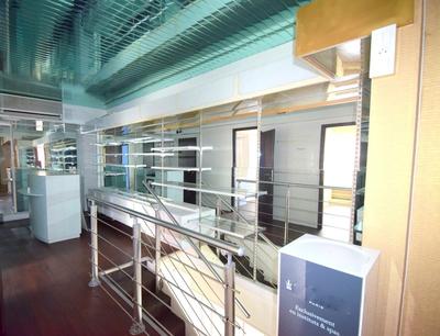Local commercial - 132 m² - 11 pièces