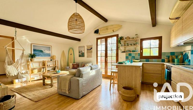 Maison - 189 m² - 8 pièces