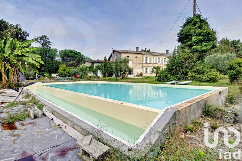 Maison - 357 m² - 11 pièces