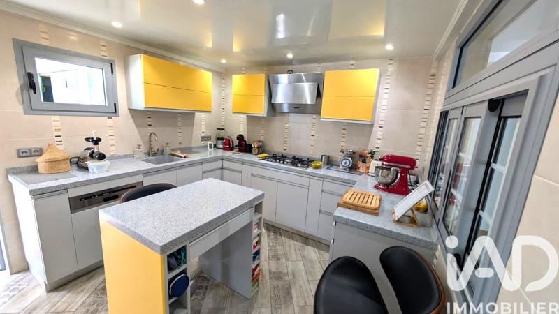 Maison - 115 m² - 4 pièces