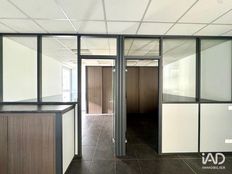 Bureau - 274 m²