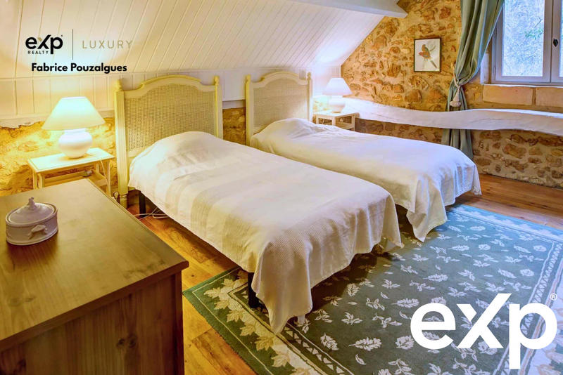 Maison - 170 m² - 7 pièces