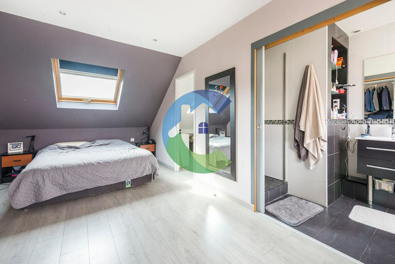 Maison - 147 m² - 6 pièces