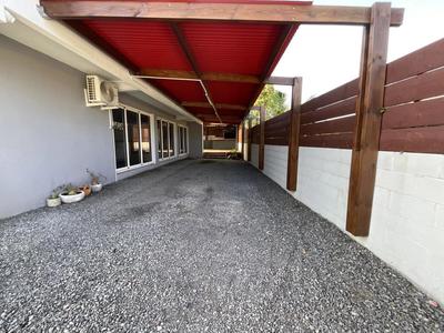 Maison - 310 m² - 8 pièces