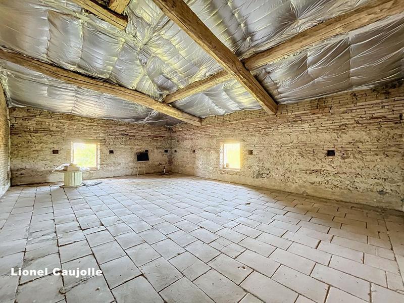 Propriété - 374 m² - 8 pièces